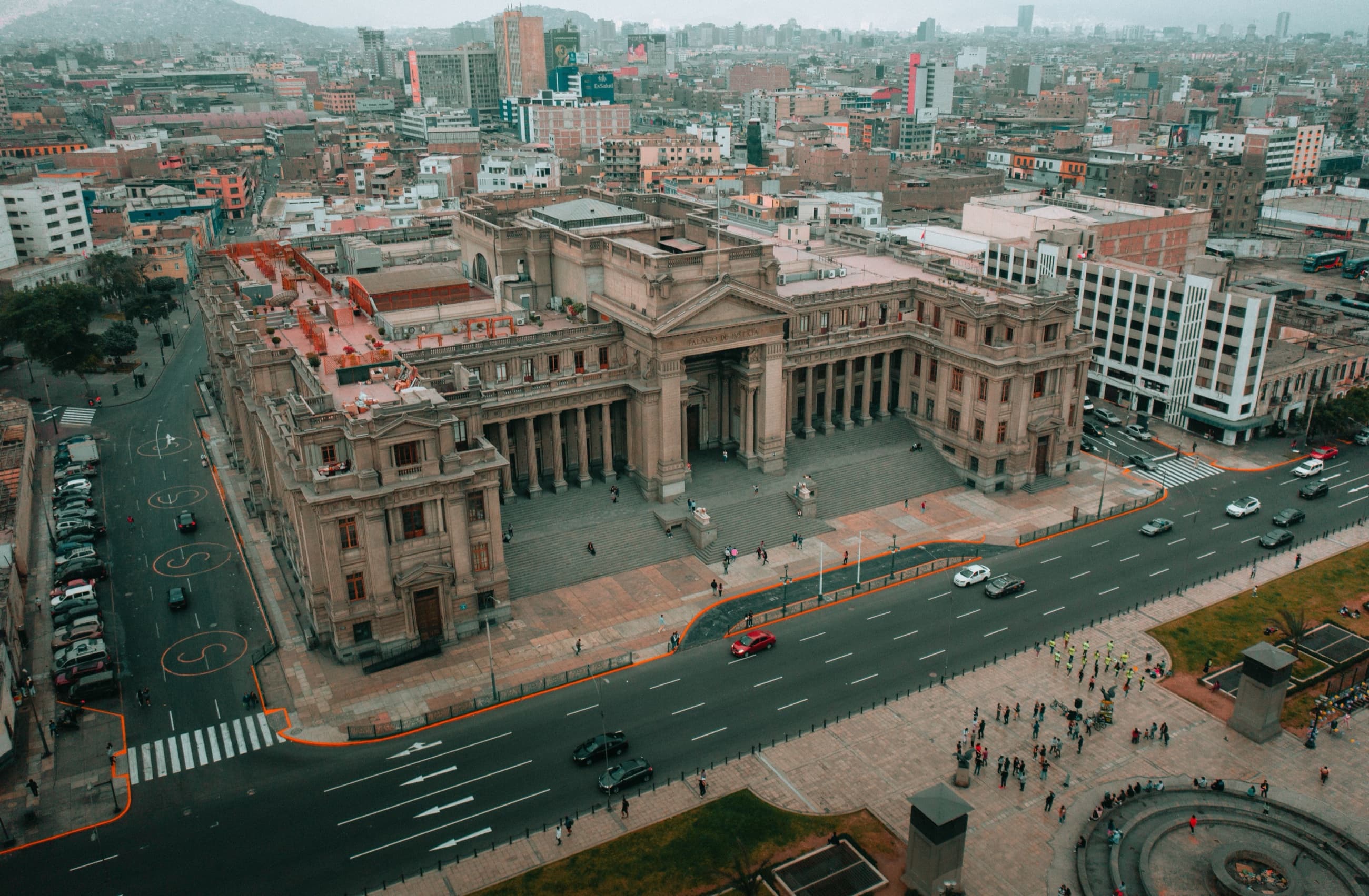 Palacio de Justicia de Lima visto desde el aire